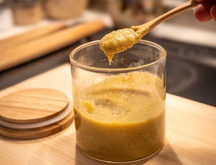 発酵を食生活に！「にんにく麹」の作り方とごまアレンジレシピをご紹介！