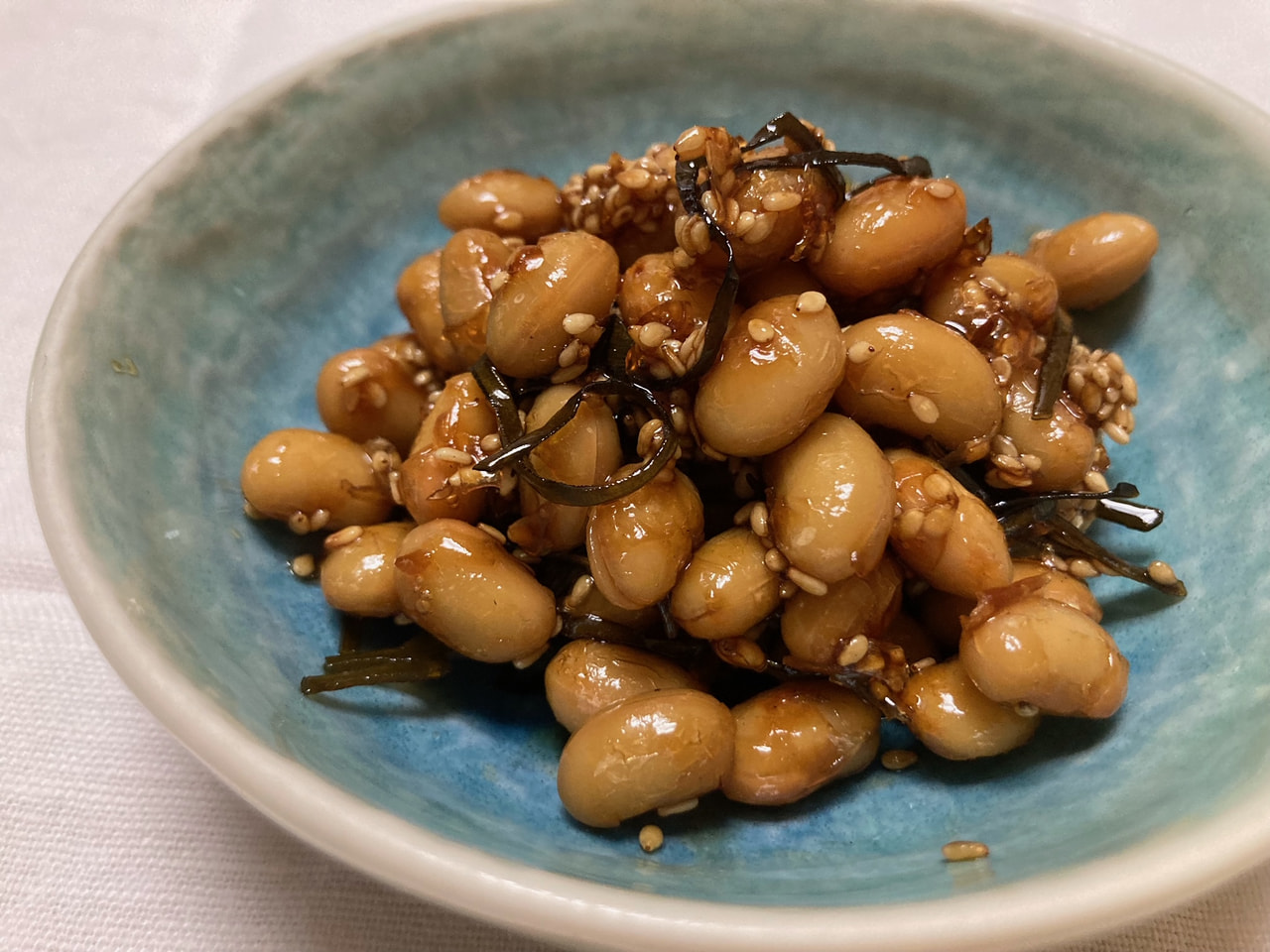 大豆の甘辛ごま和え