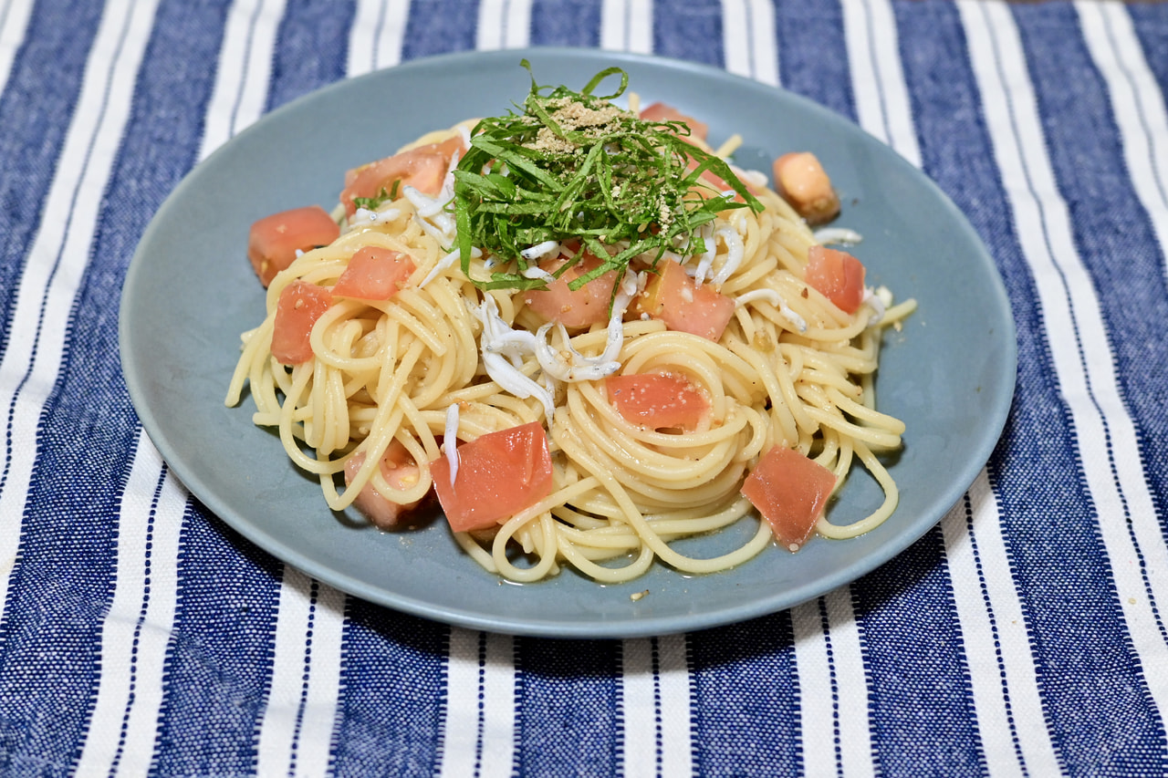 トマトとしらすの冷製和風パスタ