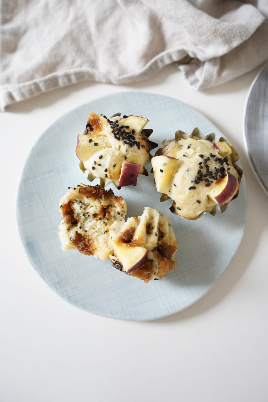 さつまいも黒糖黒ごま蒸しパン