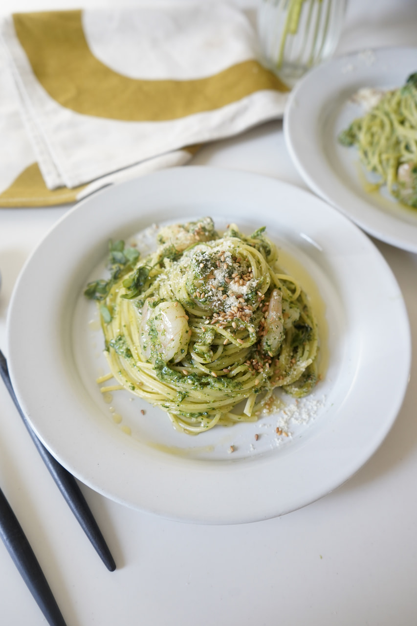 金ごまとほうれん草のジェノベーゼ風パスタ