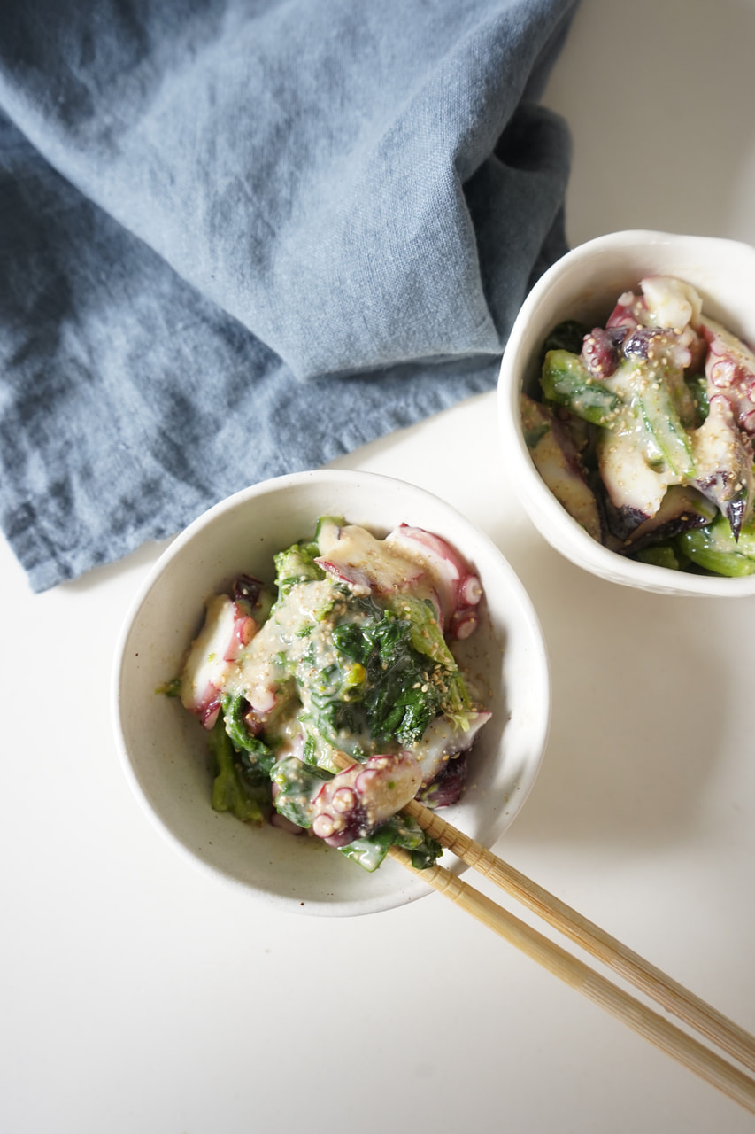 菜の花とたこのごまぬた和え