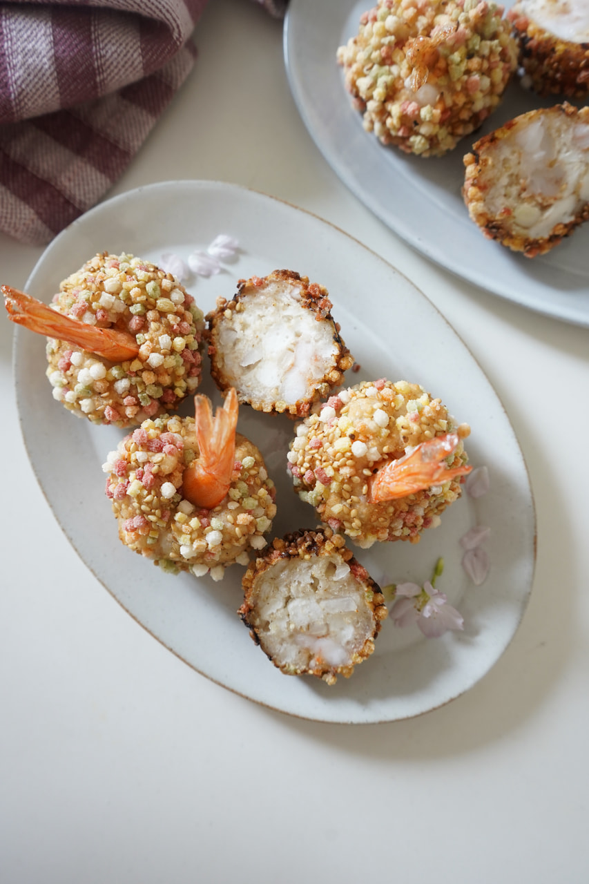 えび団子のごまあられ揚げ
